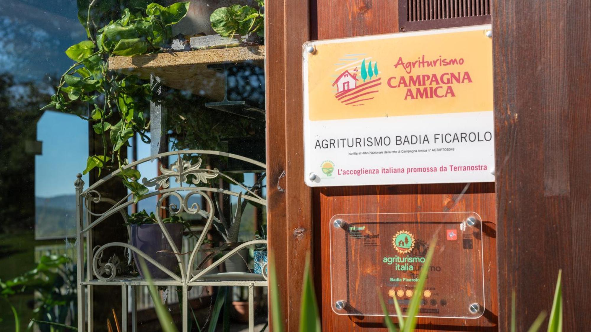 Palazzo del Pero Agriturismo Badia Ficarolo מראה חיצוני תמונה